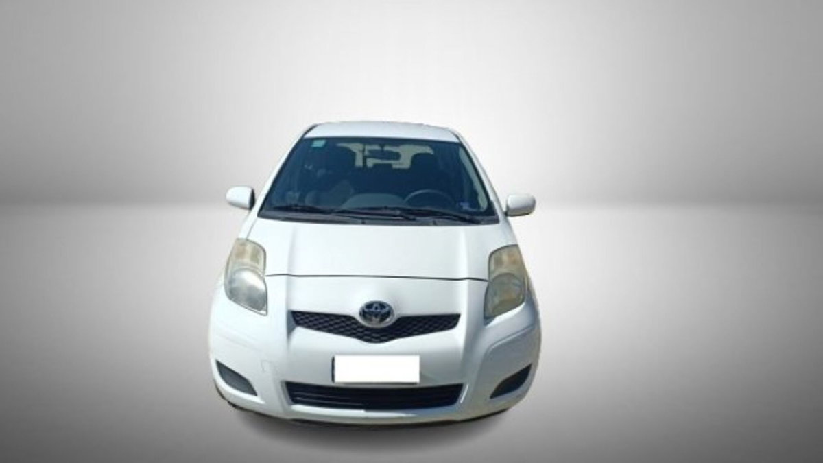 Toyota Yaris 1.0 5 porte (11)