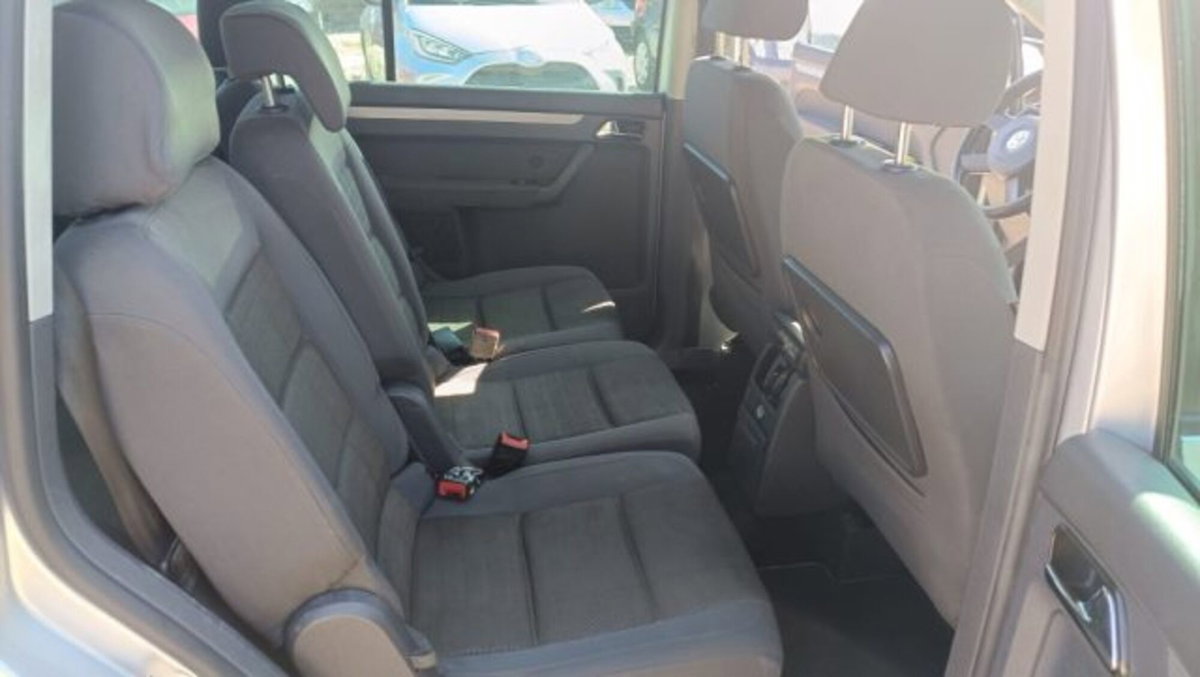 Volkswagen Touran 1.9 TDI 105CV DPF (15)