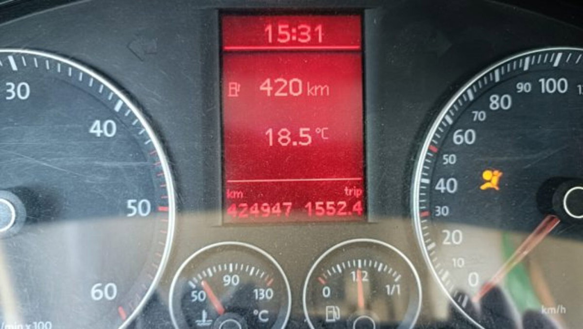 Volkswagen Touran 1.9 TDI 105CV DPF (16)