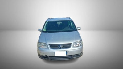 Volkswagen Touran 1.9 TDI 105CV DPF (9)