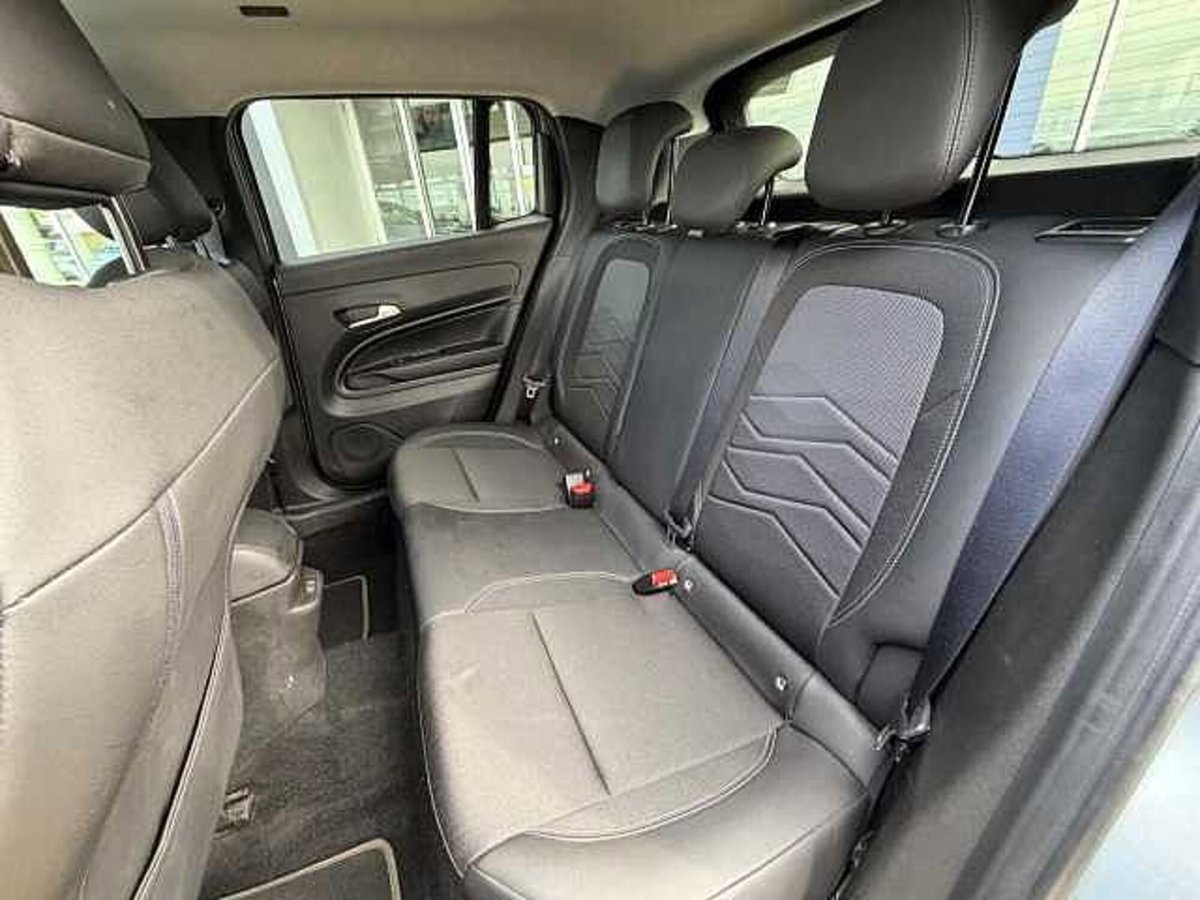 Jeep Avenger 1.2 turbo Summit fwd 100cv (11)