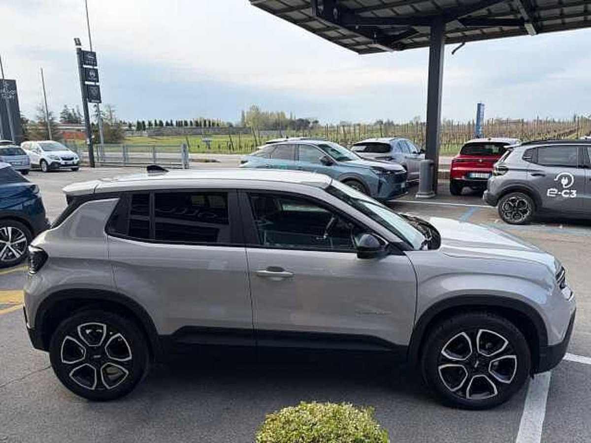 Jeep Avenger 1.2 turbo Summit fwd 100cv (5)