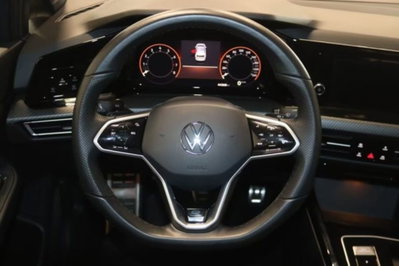 Volkswagen Golf Variant 1.5 eTSI 150 CV EVO ACT DSG R-Line (12)