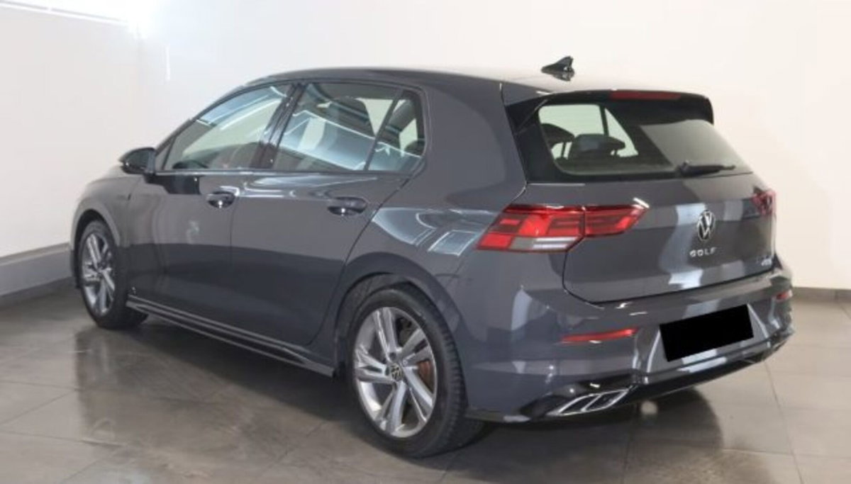 Volkswagen Golf Variant 1.5 eTSI 150 CV EVO ACT DSG R-Line (5)