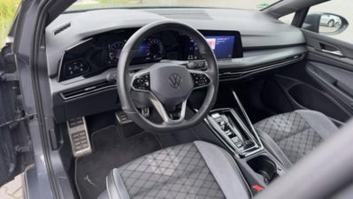 Volkswagen Golf 1.5 eTSI 150 CV EVO ACT DSG Life (3)