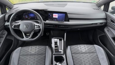 Volkswagen Golf 1.5 eTSI 150 CV EVO ACT DSG Life (7)