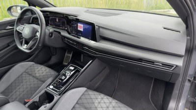 Volkswagen Golf 1.5 eTSI 150 CV EVO ACT DSG Life (9)