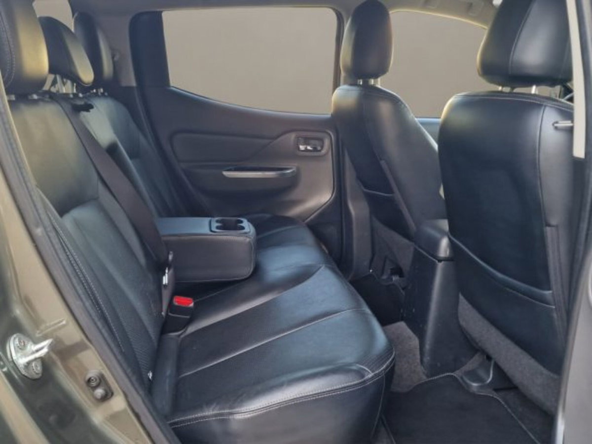 Mitsubishi L200 2.4 DI-D/181CV Double Cab Intense Hp Mivec SDA (19)