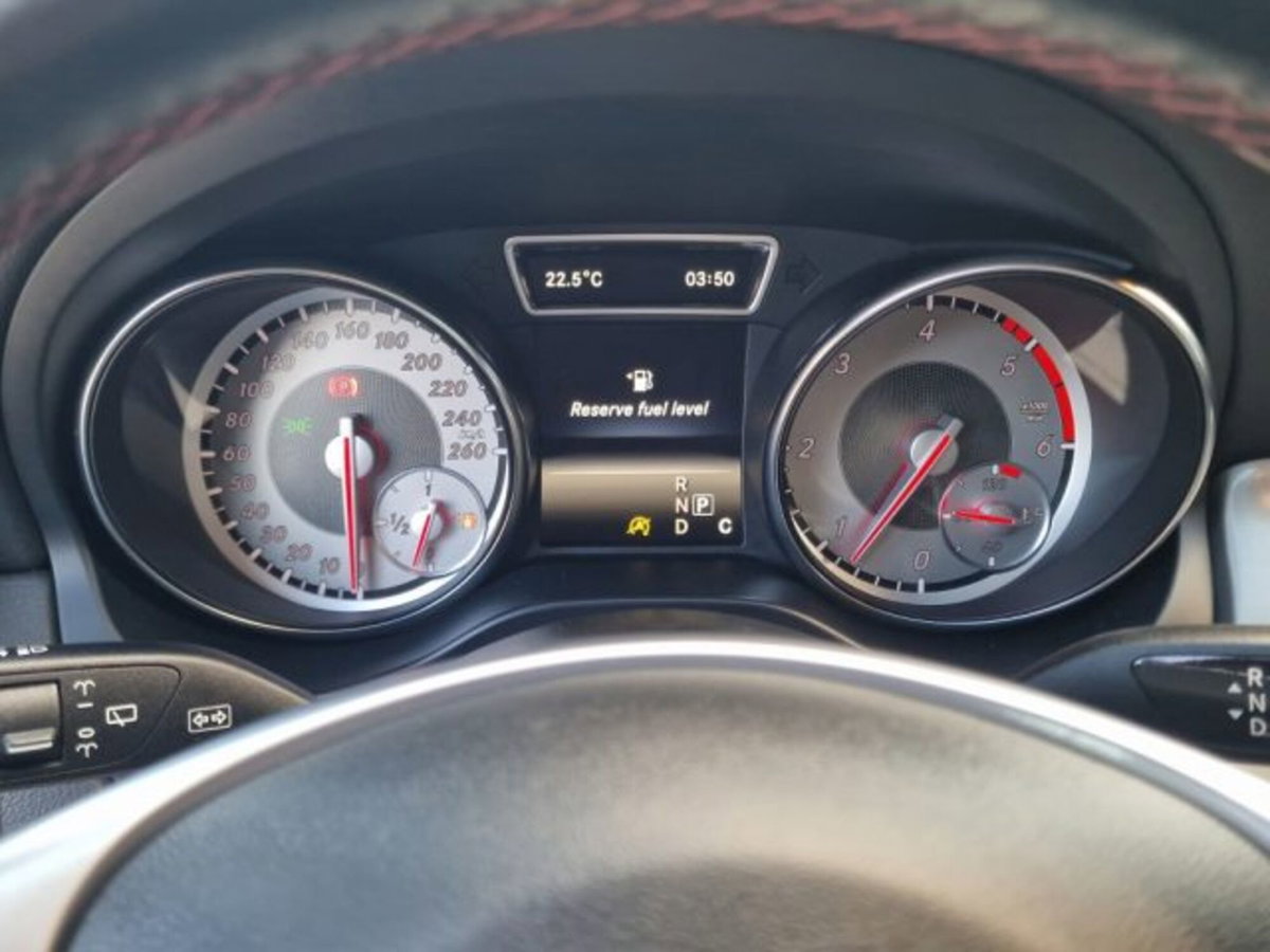 Mercedes-Benz GLA SUV 220 d Automatic Sport (11)