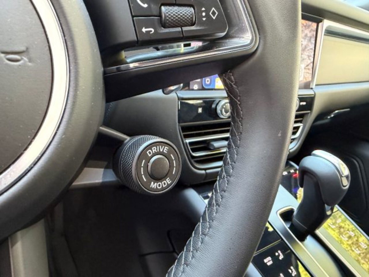 Porsche Macan 2.0 T 265cv pdk (19)