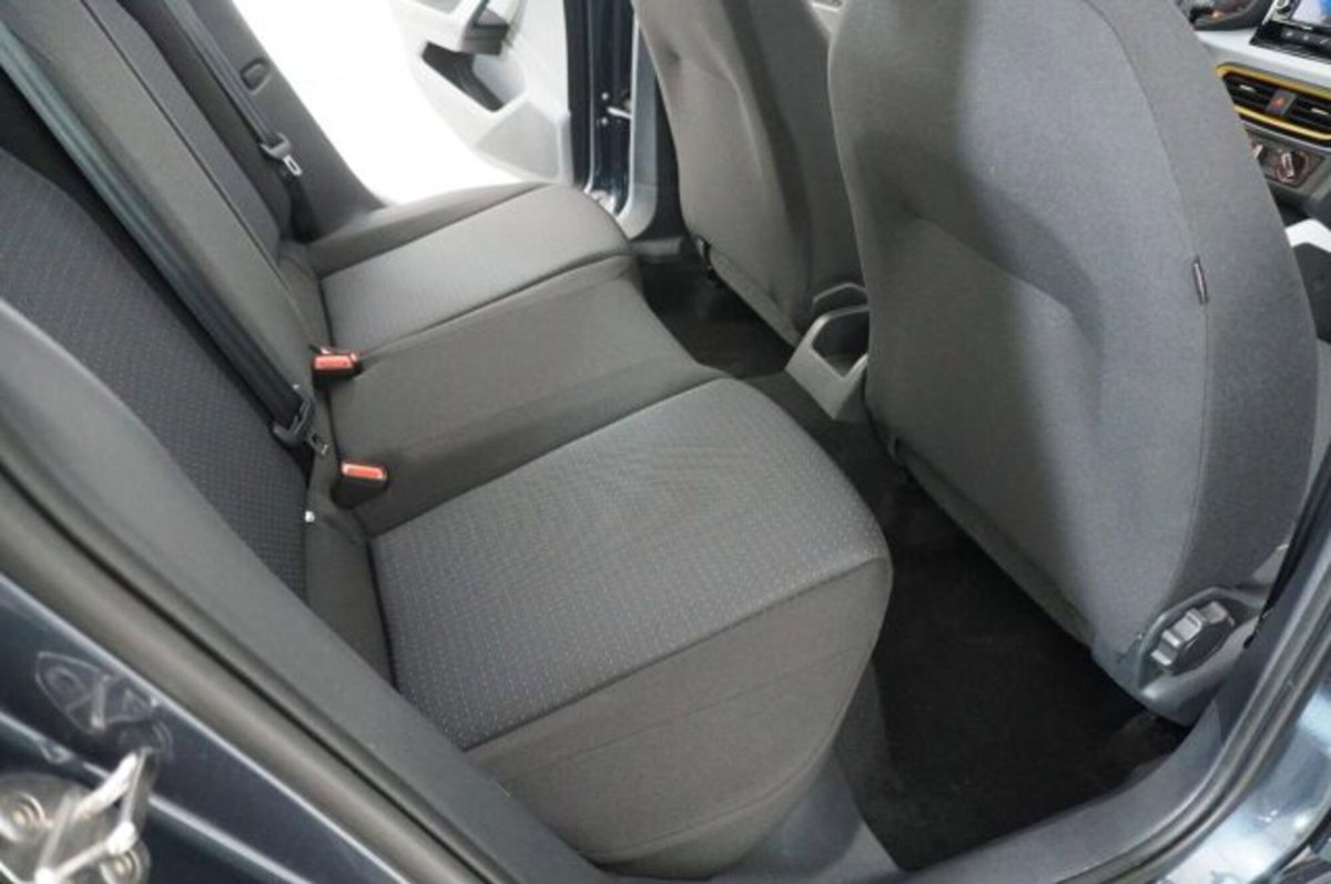 SEAT Arona 1.0 ecotsi Style 95cv (11)