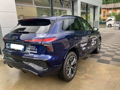 Audi Q3 1.5 e-hybrid S line edition 272cv s-tronic (4)