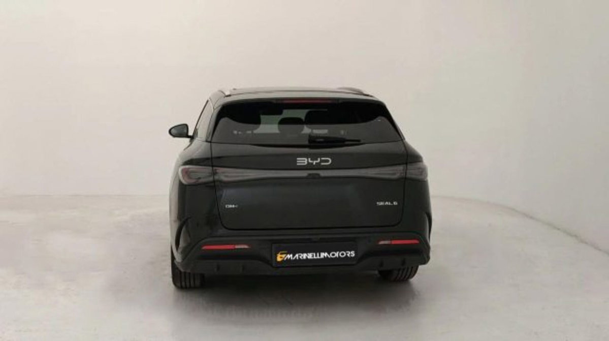 Byd Seal 6 DM-i Station Wagon 1.5 phev Comfort Lite (5)