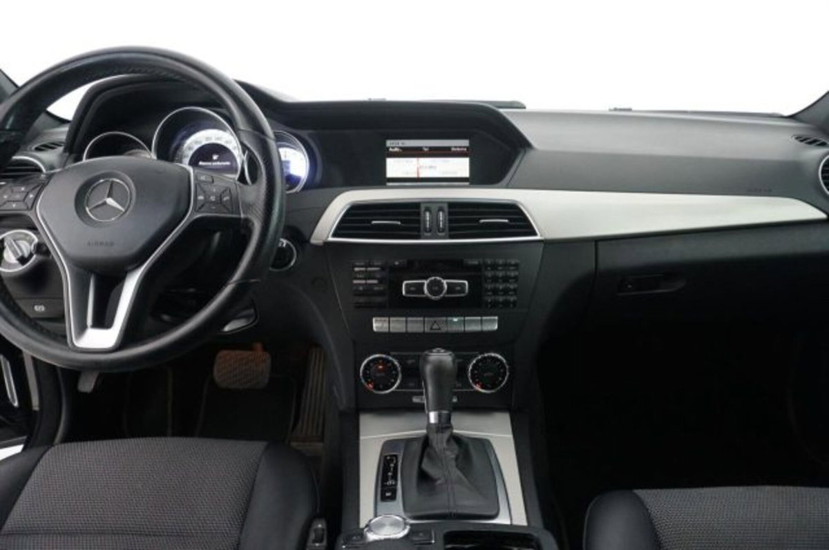 Mercedes-Benz Classe C Station Wagon 220 CDI Avantg. (9)