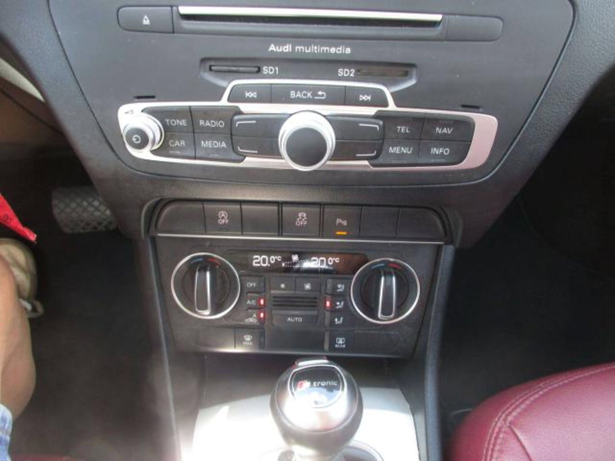 Audi Q3 2.0 tdi Business Advanced 150cv s-tronic (14)