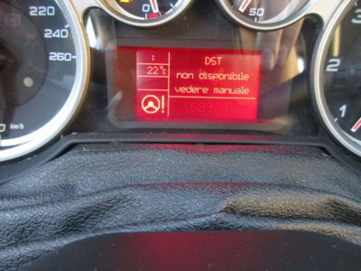 Alfa Romeo MiTo 1.3 JTDm 85 CV S&S Distinctive (11)