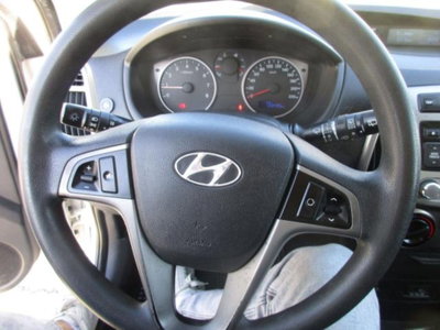 Hyundai i20 1.2 5p. BlueDrive (12)