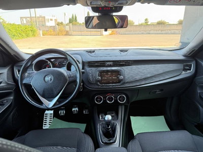 Alfa Romeo Giulietta 1.6 JTDm Super 120cv (14)