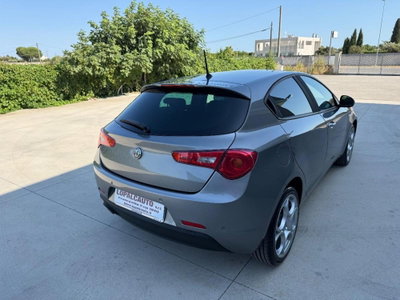 Alfa Romeo Giulietta 1.6 JTDm Super 120cv (5)