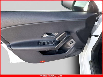 Mercedes-Benz CLA Shooting Brake 180 d Shooting Brake Business (12)
