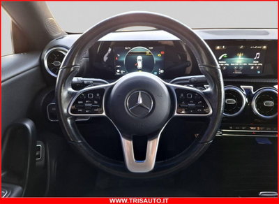 Mercedes-Benz CLA Shooting Brake 180 d Shooting Brake Business (14)