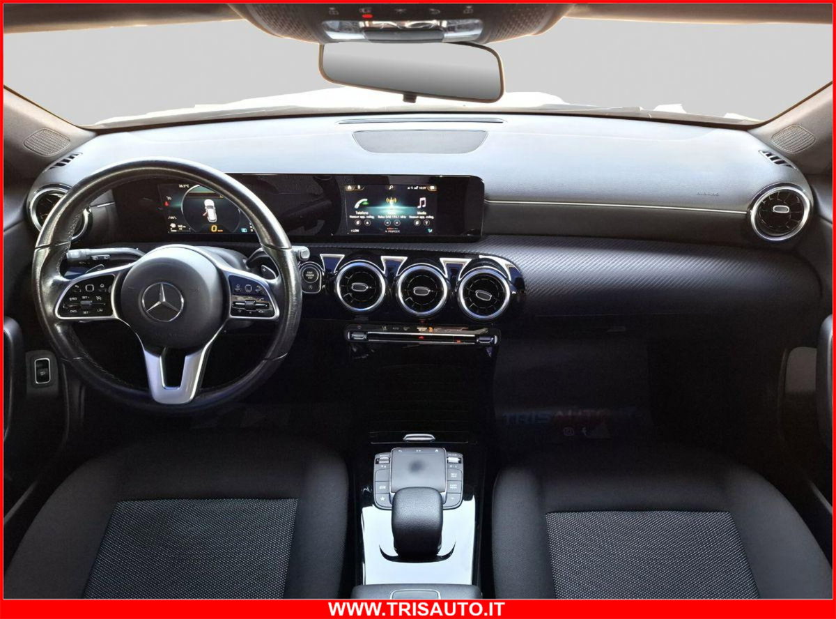 Mercedes-Benz CLA Shooting Brake 180 d Shooting Brake Business (6)