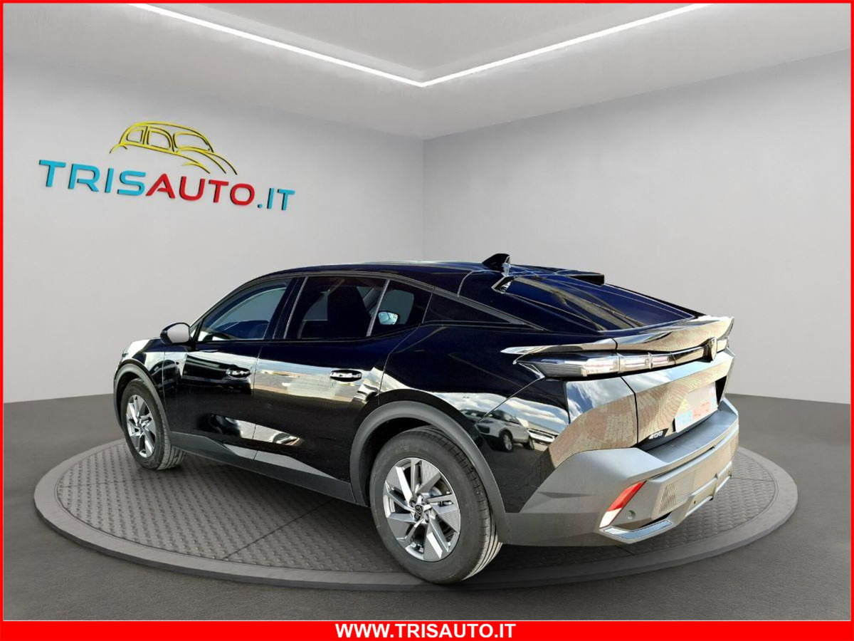 Peugeot 408 1.2 hybrid Allure 136cv e-dsc6 (2)