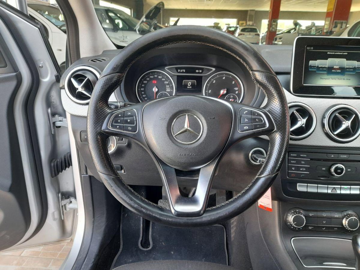 Mercedes-Benz Classe B 180 CDI Executive (11)