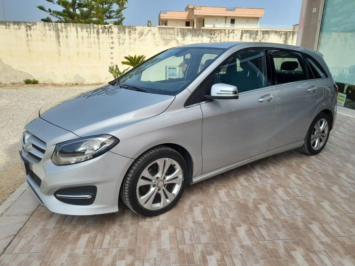 Mercedes-Benz Classe B 180 CDI Executive (2)