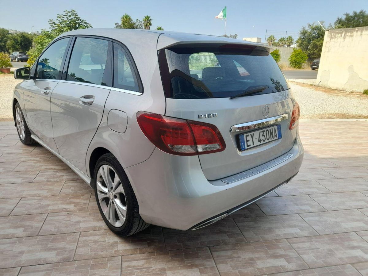 Mercedes-Benz Classe B 180 CDI Executive (5)