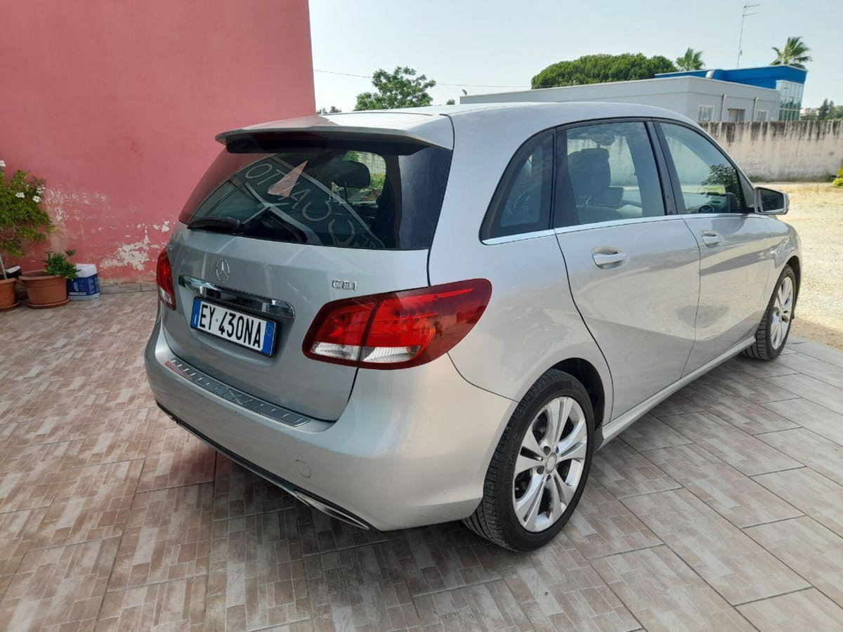 Mercedes-Benz Classe B 180 CDI Executive (6)