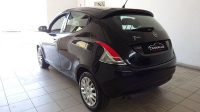 Lancia Ypsilon 1.3 MJT 16V 95 CV 5 porte S&S Silver (6)