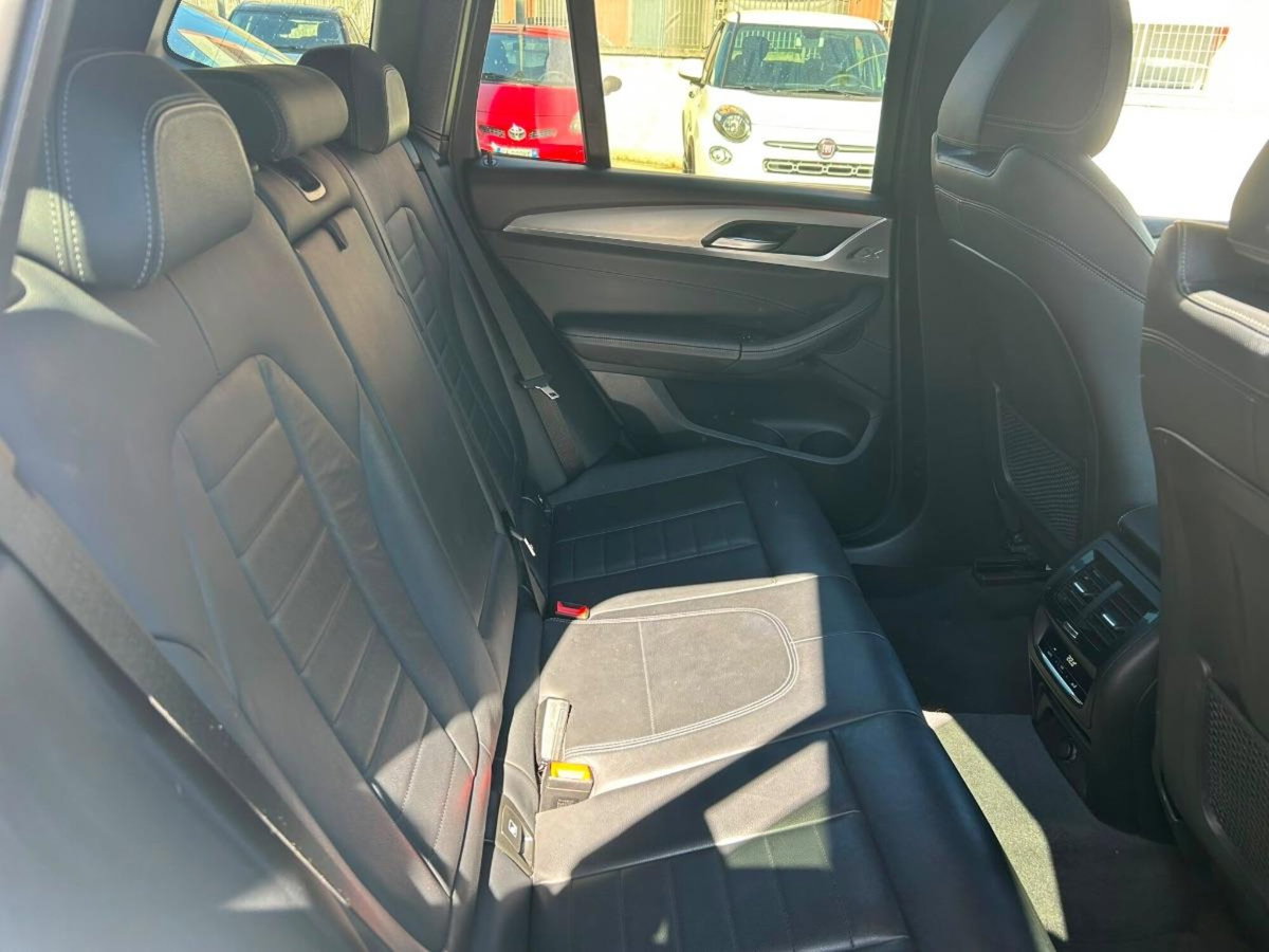 BMW X3 sDrive18d Business Advantage Aut. (10)