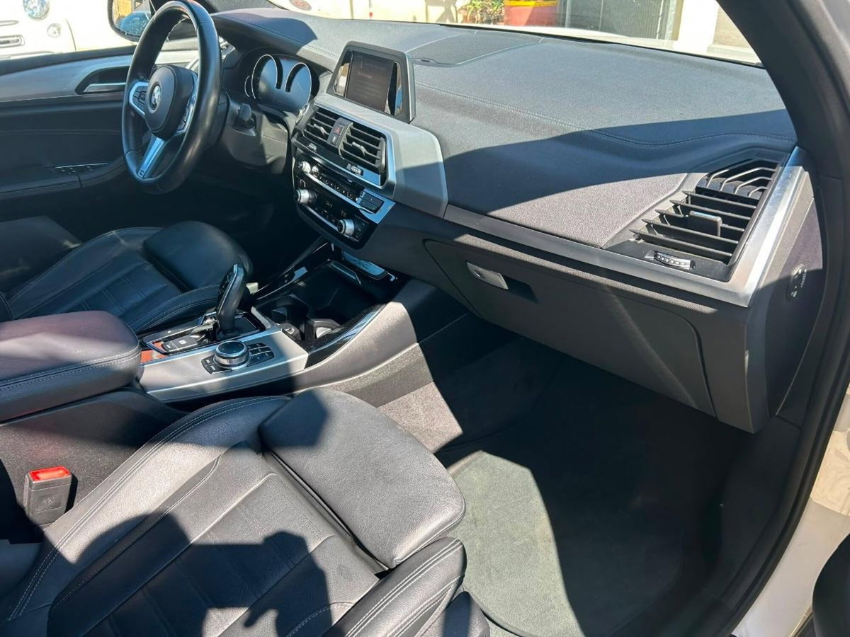 BMW X3 sDrive18d Business Advantage Aut. (14)