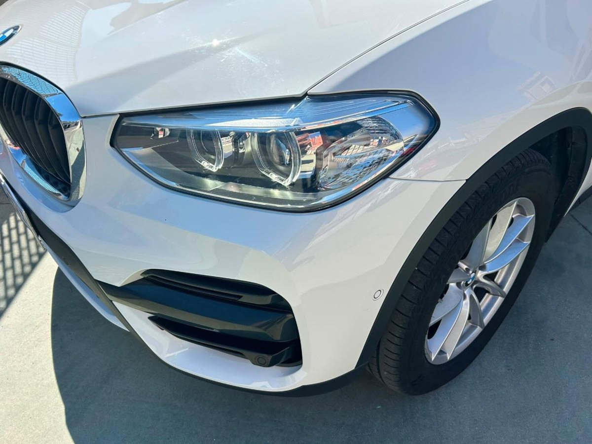 BMW X3 sDrive18d Business Advantage Aut. (4)