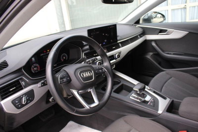 Audi A4 Avant 35 TDI S tronic Business Sport (12)