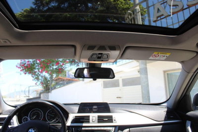BMW Serie 3 Touring 320d xDrive  Business Advantage (16)