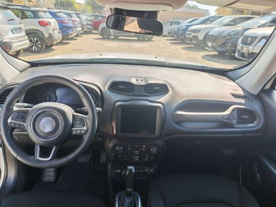 Jeep Renegade 1.3 T4 190CV PHEV 4xe AT6 Limited (14)
