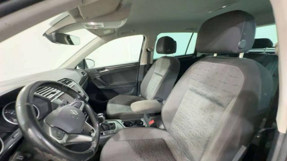Volkswagen Tiguan Allspace 2.0 tdi Life 150cv dsg (9)