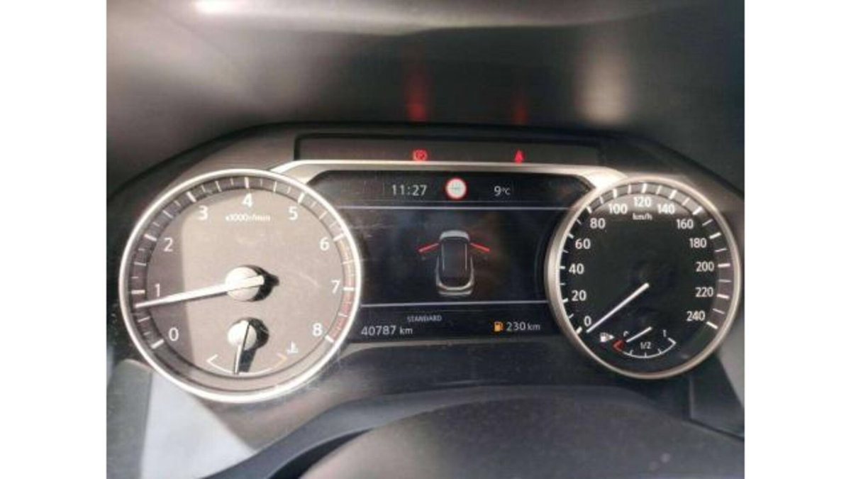 Nissan Qashqai 1.3 mhev Acenta 2wd 140cv (4)
