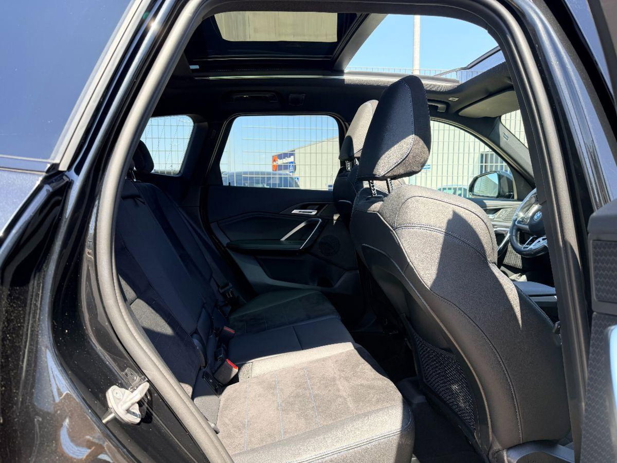 BMW X1 sDrive18d Msport (14)