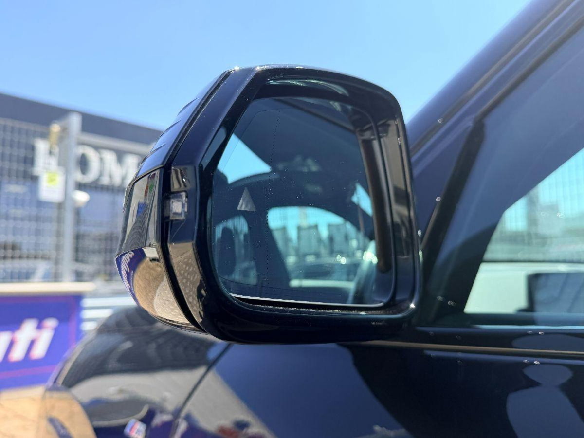 BMW X1 sDrive18d Msport (8)