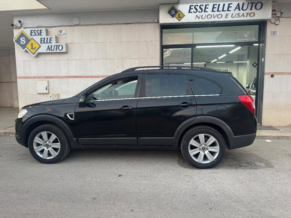 Chevrolet Captiva 2.0 VCDi Sport (7)