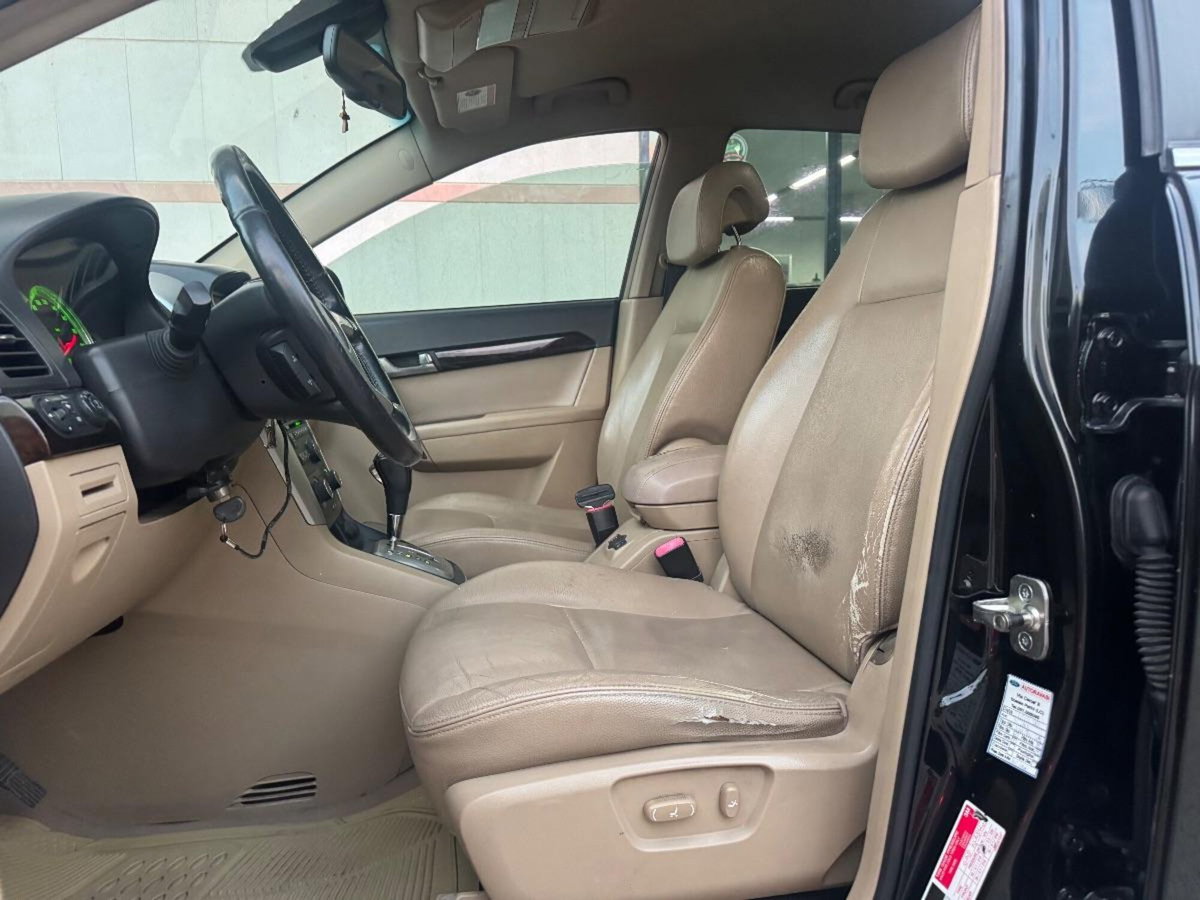 Chevrolet Captiva 2.0 VCDi Sport (9)