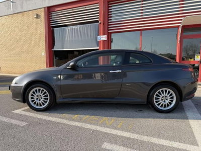 Alfa Romeo GT 1.9 MJT 16V Impression (4)
