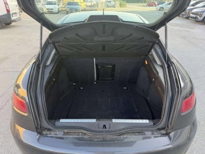 Alfa Romeo GT 1.9 MJT 16V Impression (7)