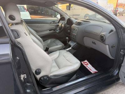Alfa Romeo GT 1.9 MJT 16V Impression (9)