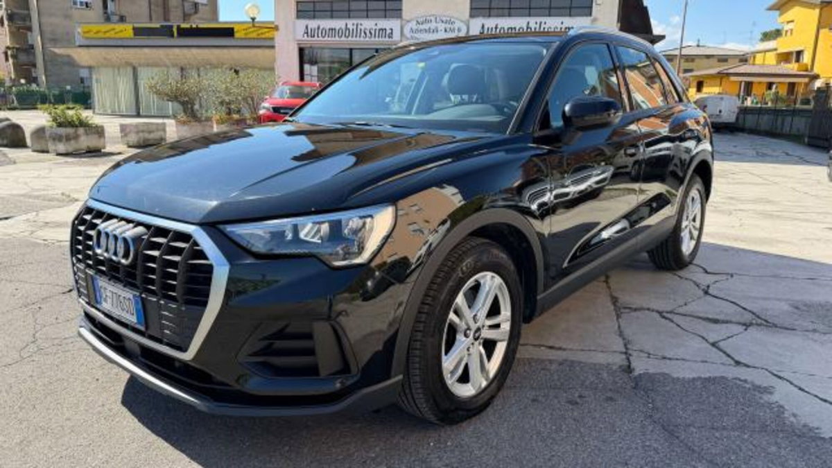 Audi Q3 35 2.0 tdi Business s-tronic
