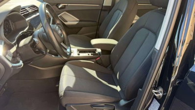 Audi Q3 35 2.0 tdi Business s-tronic (11)