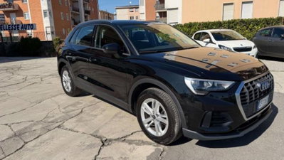 Audi Q3 35 2.0 tdi Business s-tronic (3)